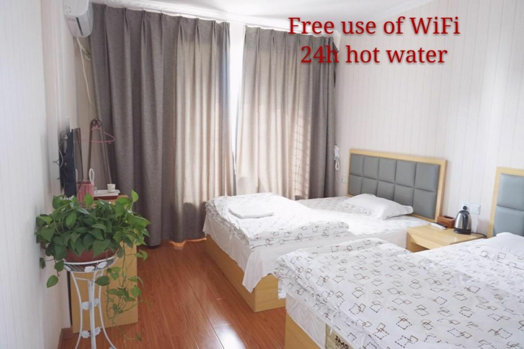 Huanlesong Youth Hostel Wuhan Esterno foto