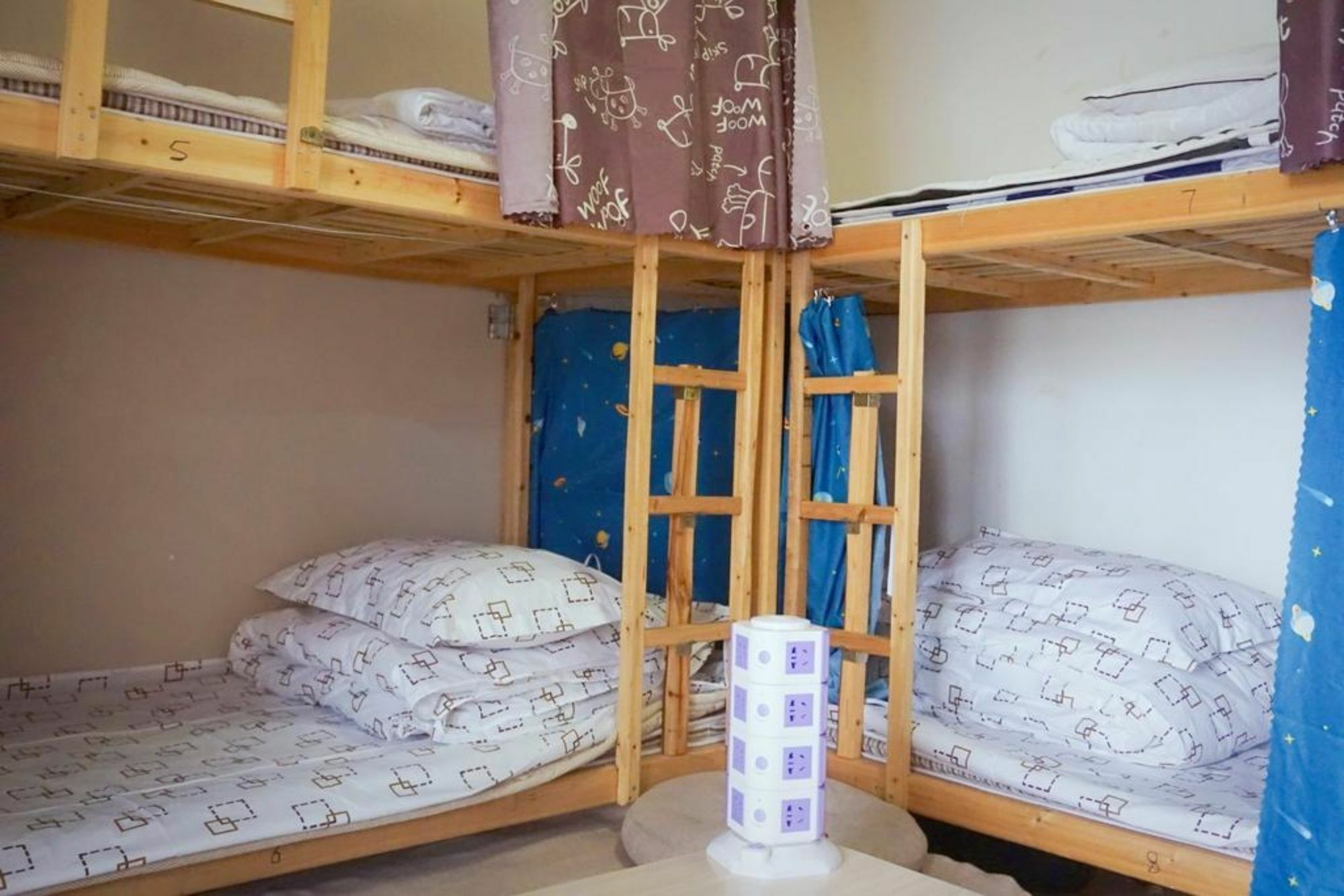 Huanlesong Youth Hostel Wuhan Esterno foto